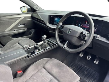 Used Vauxhall Astra 2023 for sale - 78575104: Photo