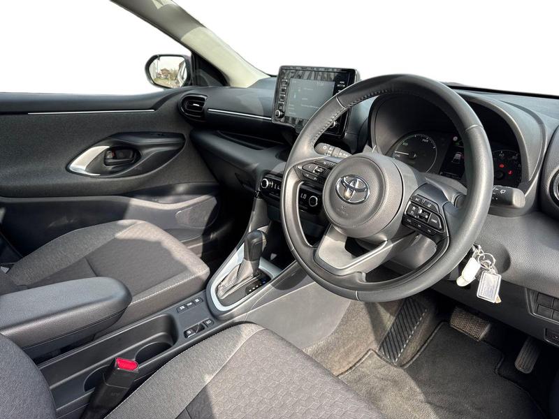 Used Toyota Yaris 2021 for sale - 77763657: Photo 3
