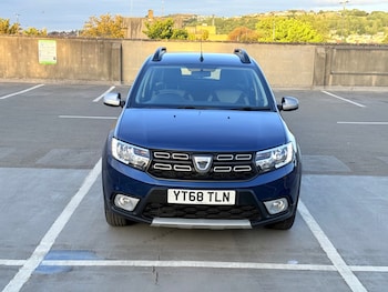 Used Dacia Sandero Stepway 2018 for sale - 79451770: Photo