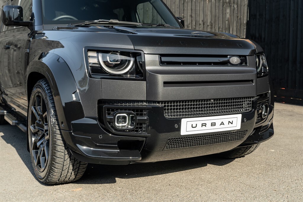 Used Land Rover Defender 110 2025 for sale - 78212150: Photo 10