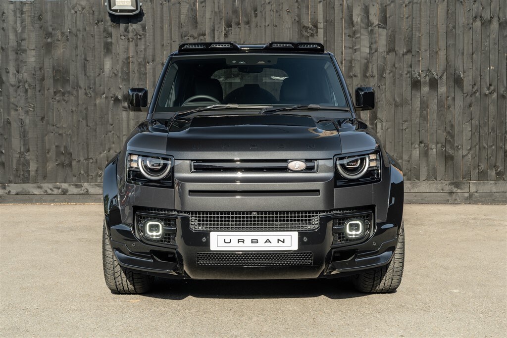 Used Land Rover Defender 110 2025 for sale - 78212150: Photo 2