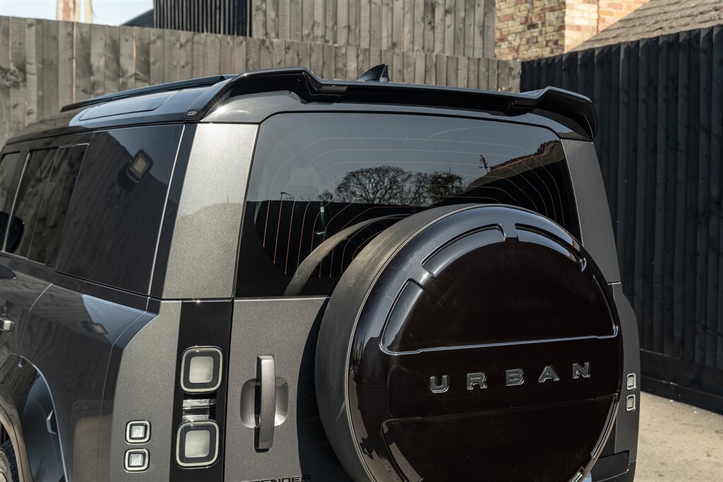 Used Land Rover Defender 110 2025 for sale - 78212150: Photo 25