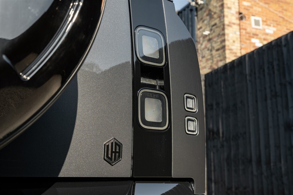 Used Land Rover Defender 110 2025 for sale - 78212150: Photo 31