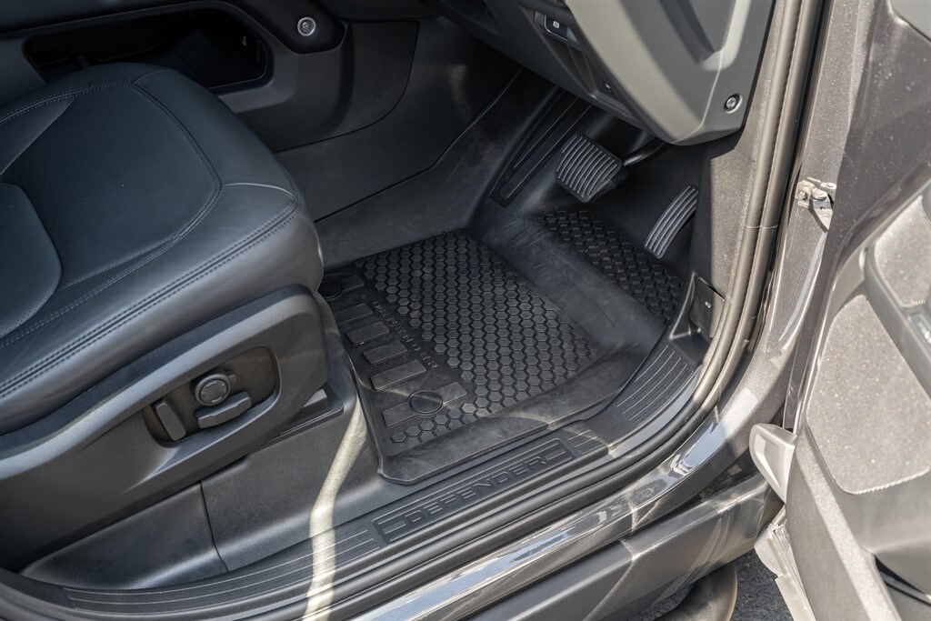 Used Land Rover Defender 110 2025 for sale - 78212150: Photo 34