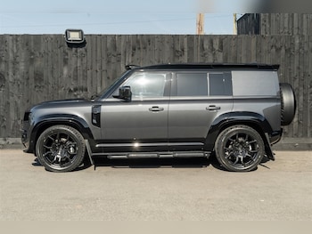 Used Land Rover Defender 110 2025 for sale - 78212150: Photo