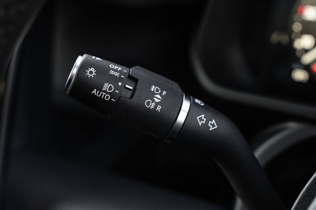 Used Land Rover Defender 110 2025 for sale - 78212150: Photo 45