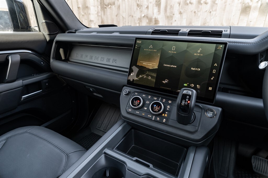 Used Land Rover Defender 110 2025 for sale - 78212150: Photo 48