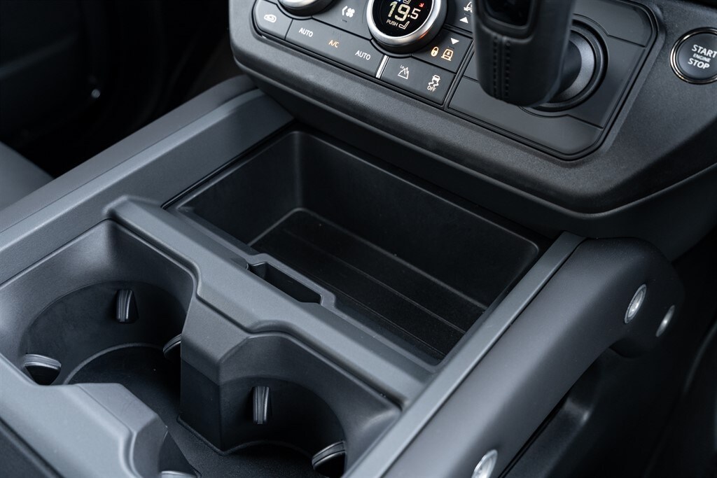 Used Land Rover Defender 110 2025 for sale - 78212150: Photo 56