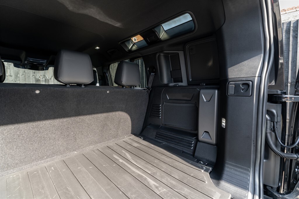 Used Land Rover Defender 110 2025 for sale - 78212150: Photo 64