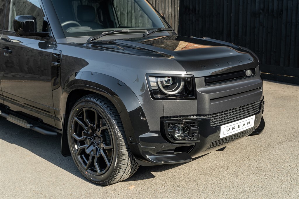 Used Land Rover Defender 110 2025 for sale - 78212150: Photo 8