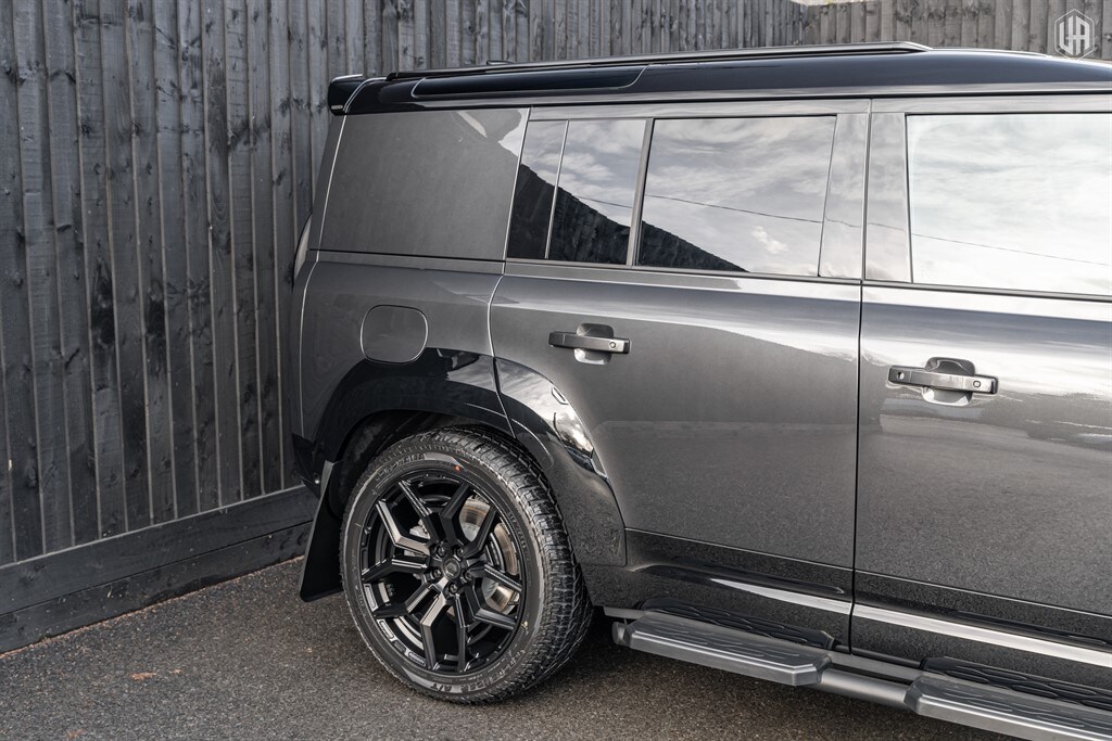 Used Land Rover Defender 110 2026 for sale - 77910075: Photo 16