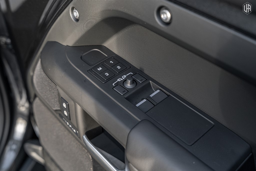 Used Land Rover Defender 110 2026 for sale - 77910075: Photo 33