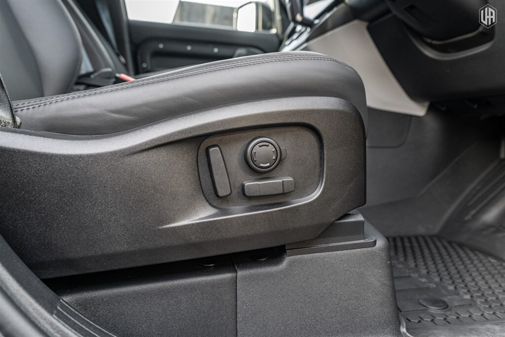 Used Land Rover Defender 110 2026 for sale - 77910075: Photo 40