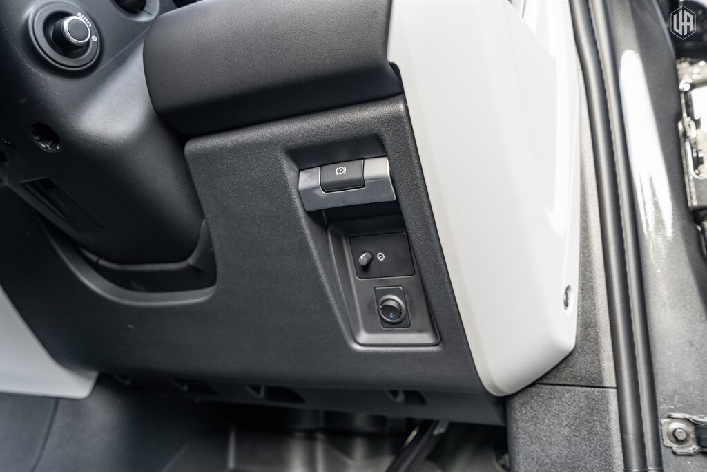 Used Land Rover Defender 110 2026 for sale - 77910075: Photo 41