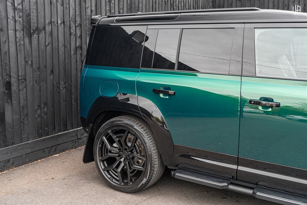 Used Land Rover Defender 110 2026 for sale - 78117031: Photo 16