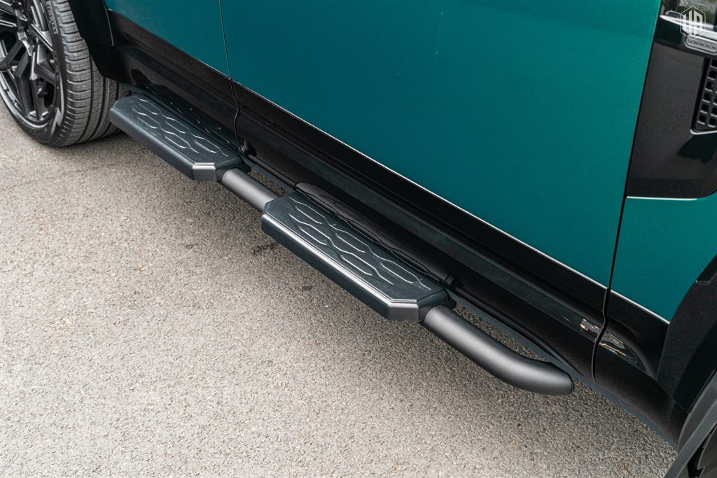 Used Land Rover Defender 110 2026 for sale - 78117031: Photo 19