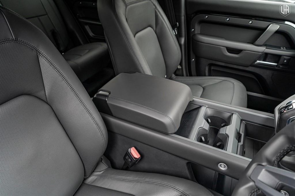 Used Land Rover Defender 110 2026 for sale - 78117031: Photo 40