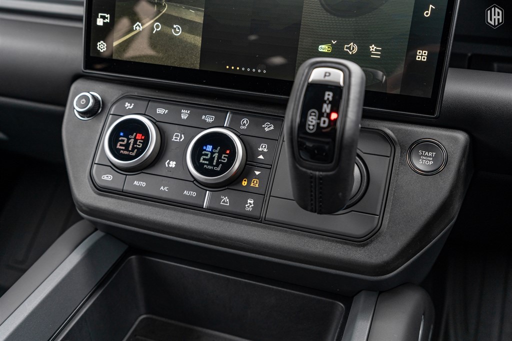 Used Land Rover Defender 110 2026 for sale - 78117031: Photo 50