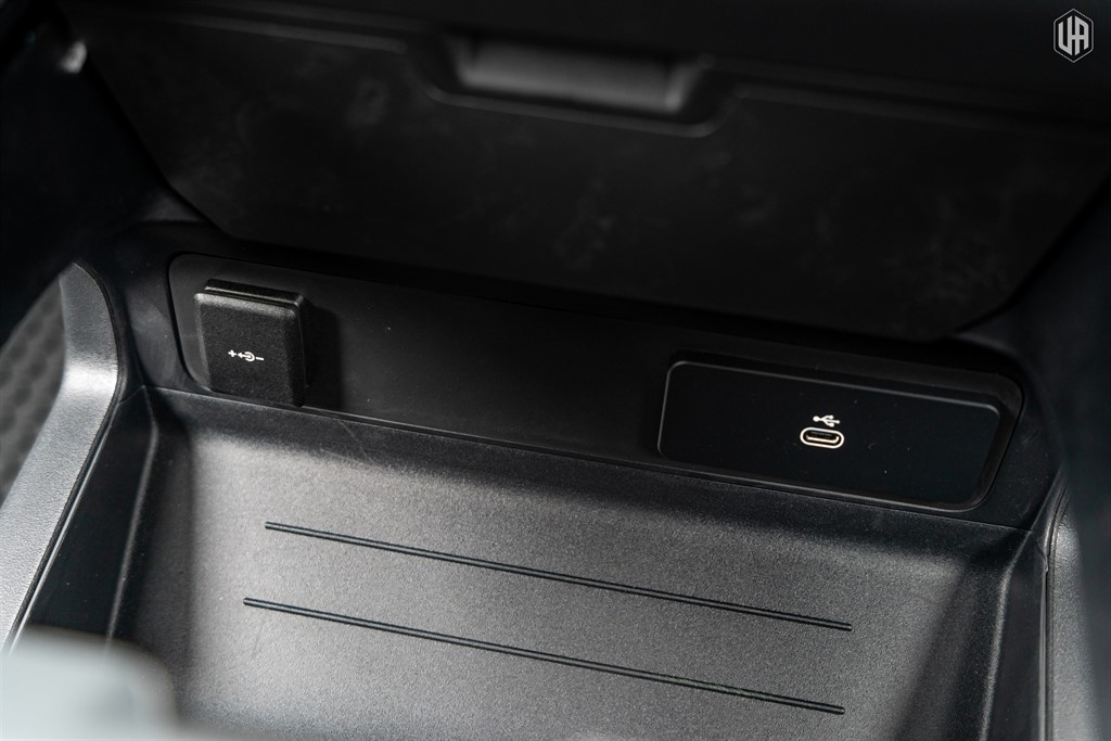 Used Land Rover Defender 110 2026 for sale - 78117031: Photo 56