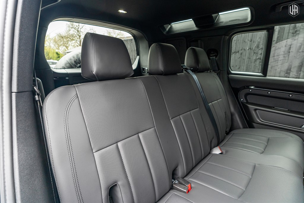 Used Land Rover Defender 110 2026 for sale - 78117031: Photo 60