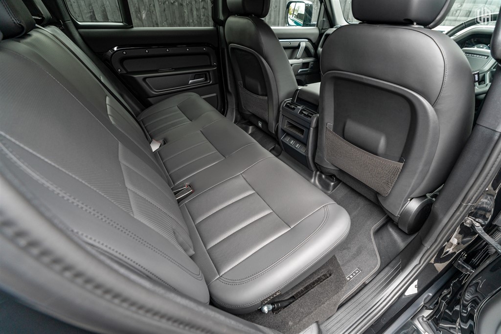 Used Land Rover Defender 110 2026 for sale - 78117031: Photo 61