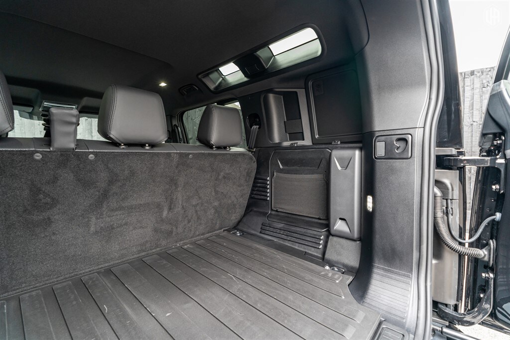 Used Land Rover Defender 110 2026 for sale - 78117031: Photo 64