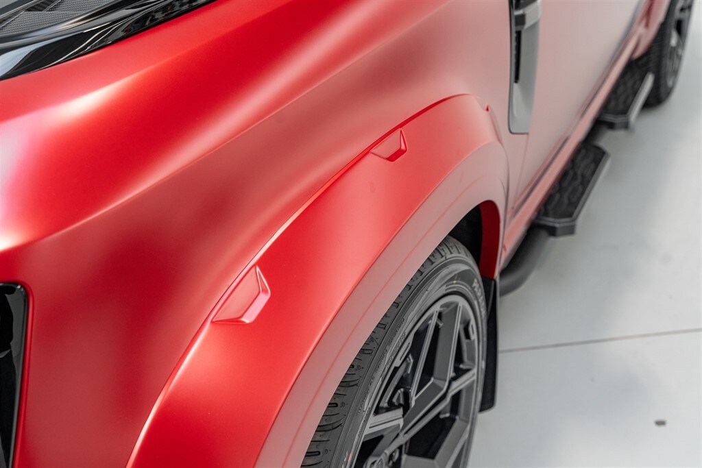 Used Land Rover Defender 110 2025 for sale - 77910092: Photo 11