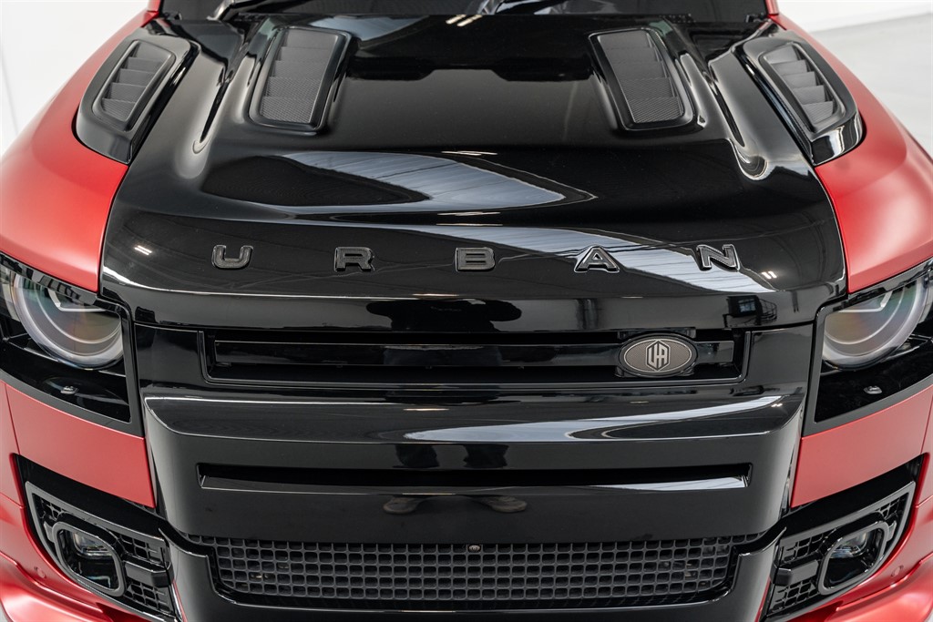 Used Land Rover Defender 110 2025 for sale - 77910092: Photo 4