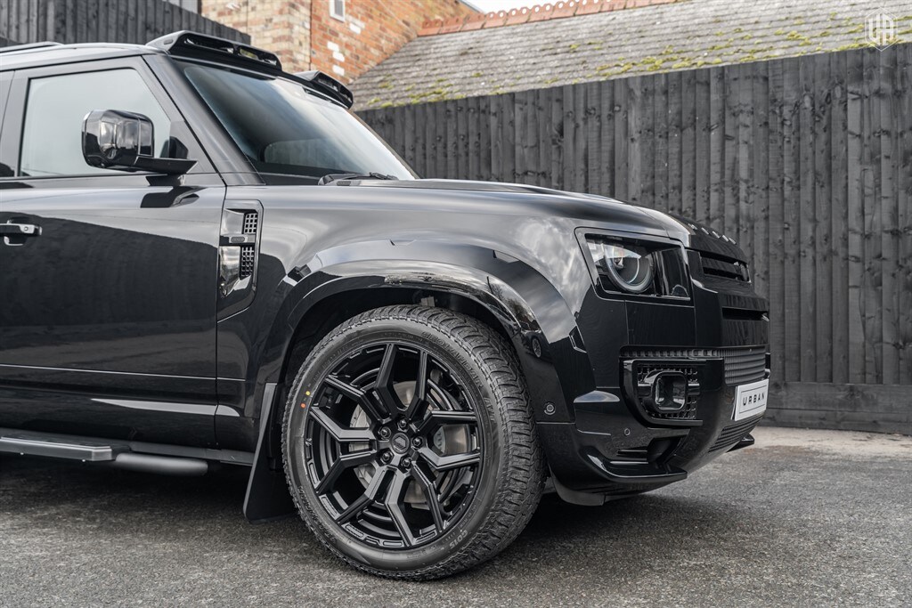 Used Land Rover Defender 110 2026 for sale - 77910082: Photo 10