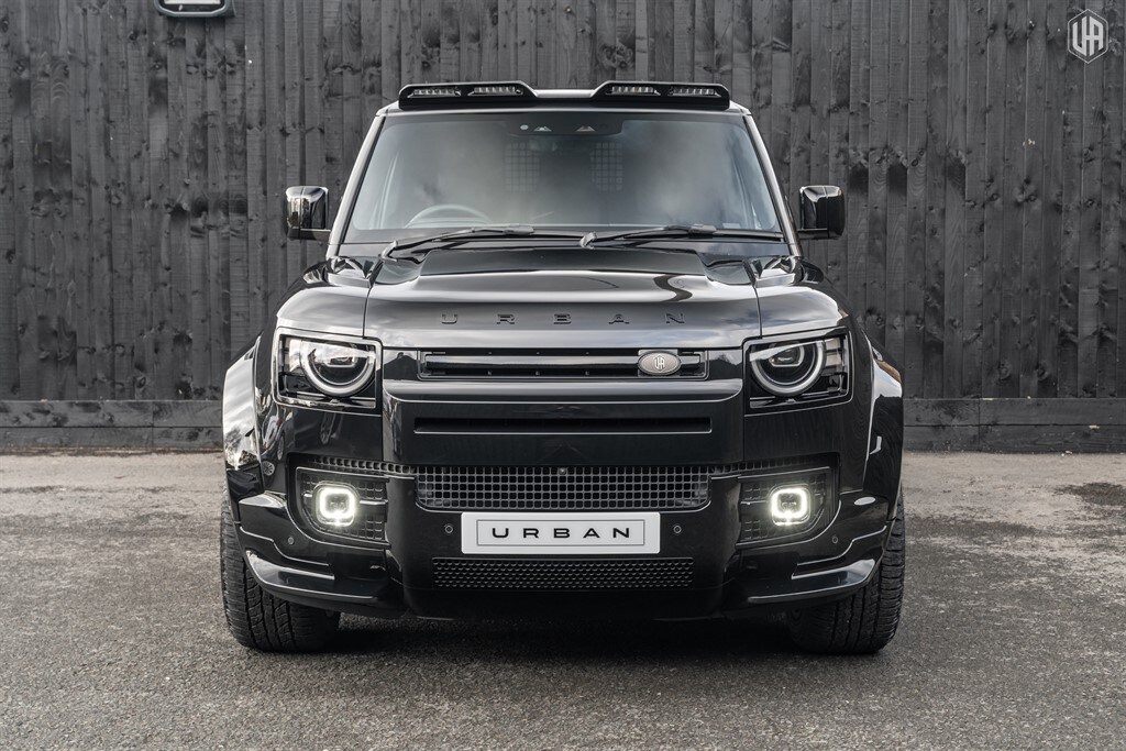 Used Land Rover Defender 110 2026 for sale - 77910082: Photo 2