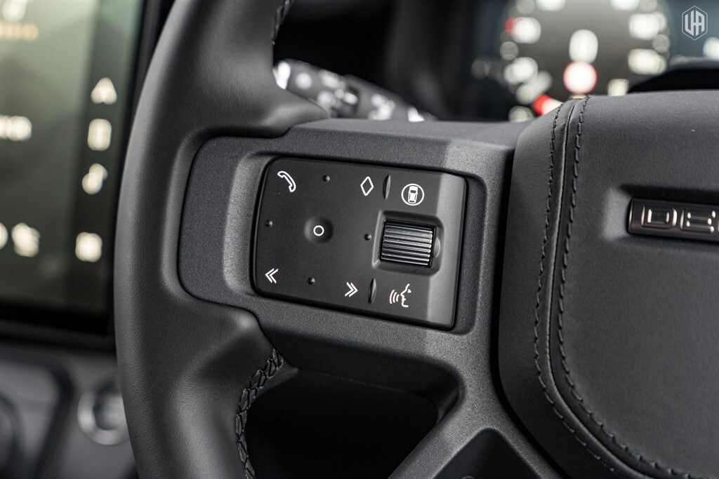 Used Land Rover Defender 110 2026 for sale - 77910082: Photo 43