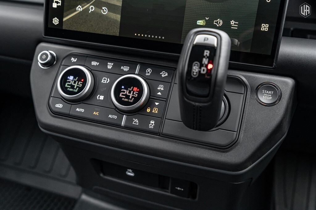 Used Land Rover Defender 110 2026 for sale - 77910082: Photo 50