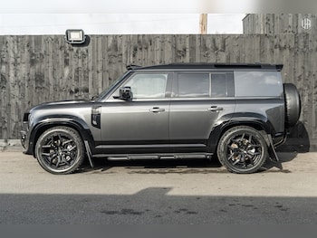 Used Land Rover Defender 110 2026 for sale - 77910103: Photo