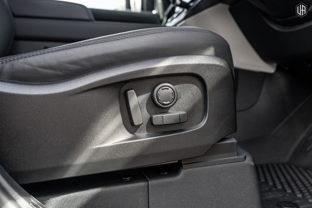 Used Land Rover Defender 110 2026 for sale - 77910103: Photo 40