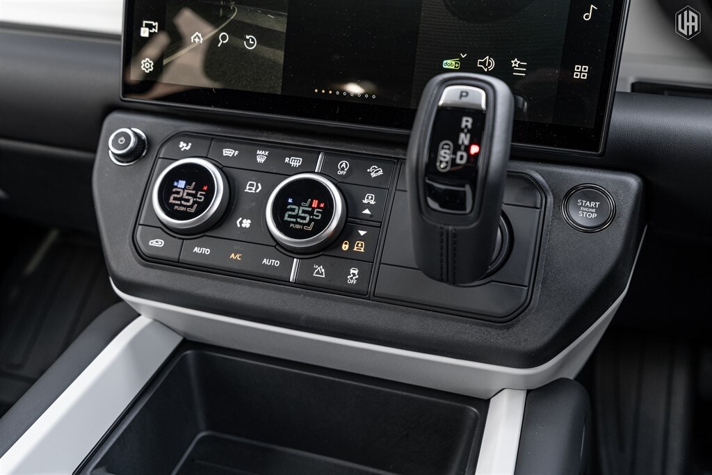 Used Land Rover Defender 110 2026 for sale - 77910103: Photo 51