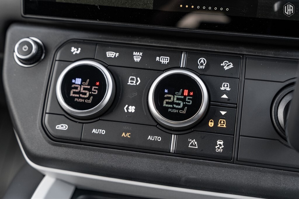 Used Land Rover Defender 110 2026 for sale - 77910103: Photo 52