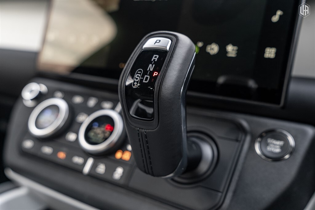 Used Land Rover Defender 110 2026 for sale - 77910103: Photo 53