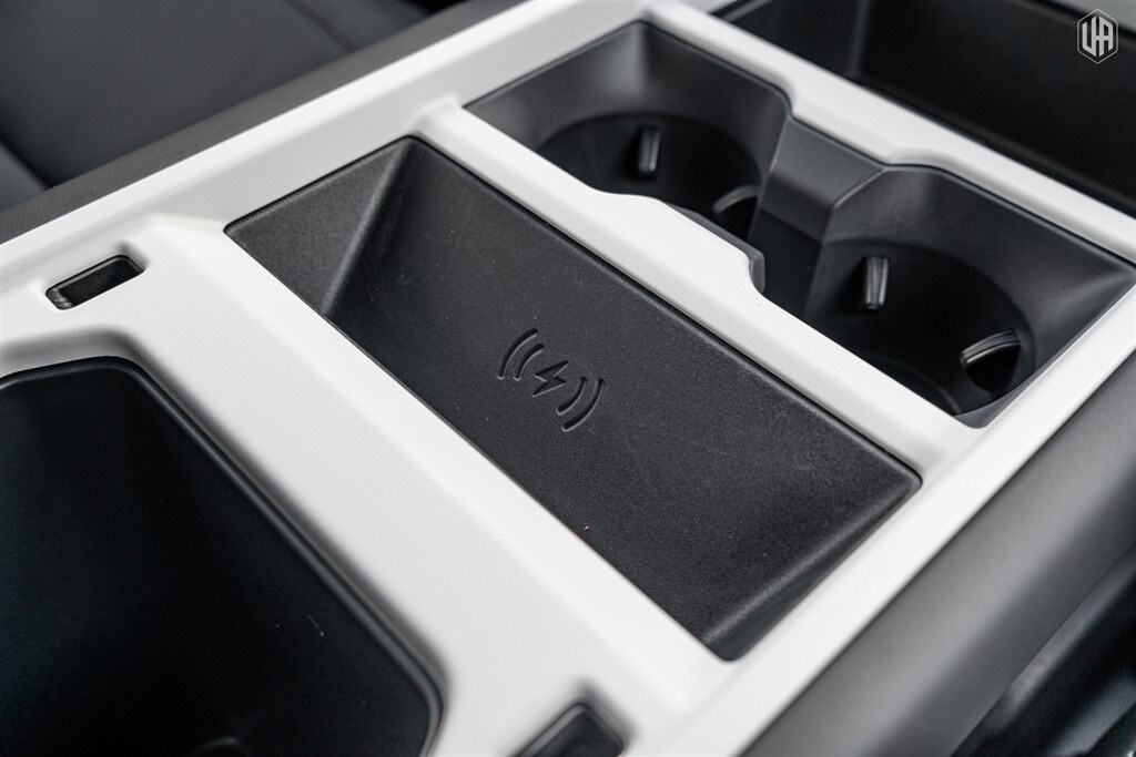 Used Land Rover Defender 110 2026 for sale - 77910103: Photo 54