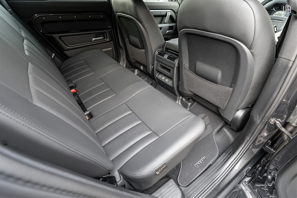 Used Land Rover Defender 110 2026 for sale - 77910103: Photo 62