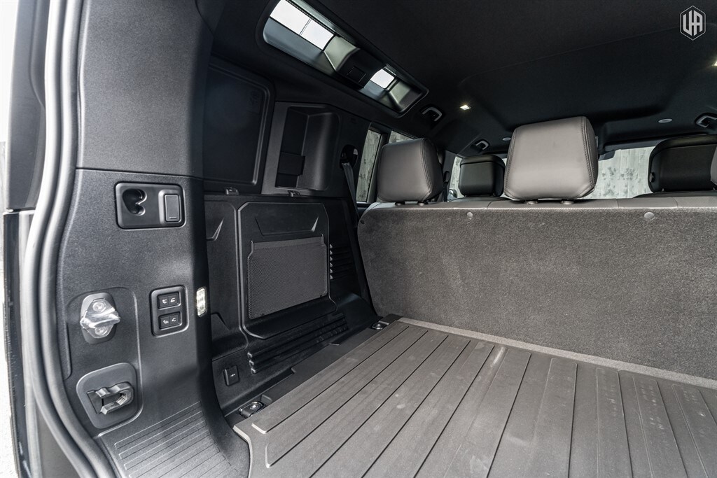 Used Land Rover Defender 110 2026 for sale - 77910103: Photo 64