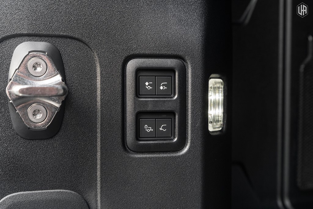 Used Land Rover Defender 110 2026 for sale - 77910103: Photo 66