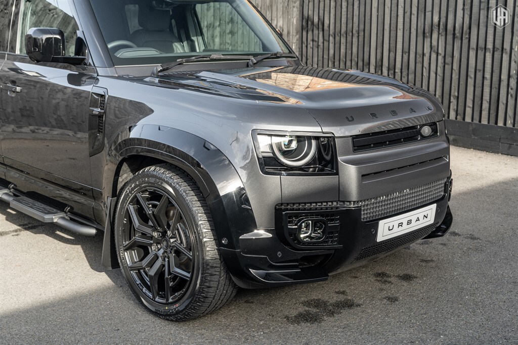 Used Land Rover Defender 110 2026 for sale - 77910103: Photo 9