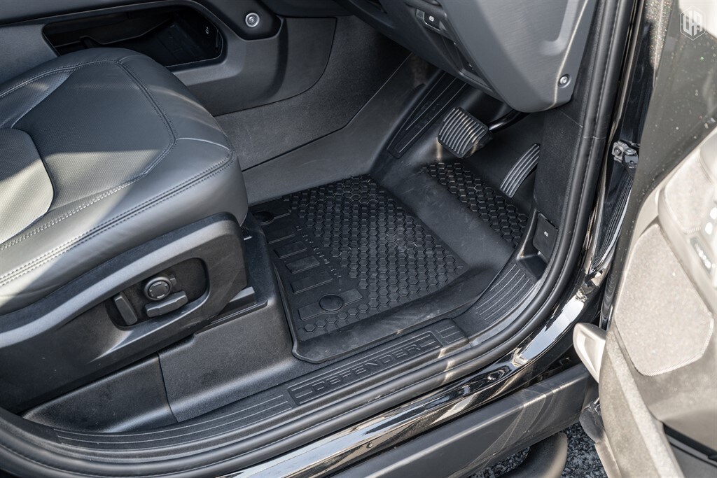 Used Land Rover Defender 110 2026 for sale - 77910104: Photo 33