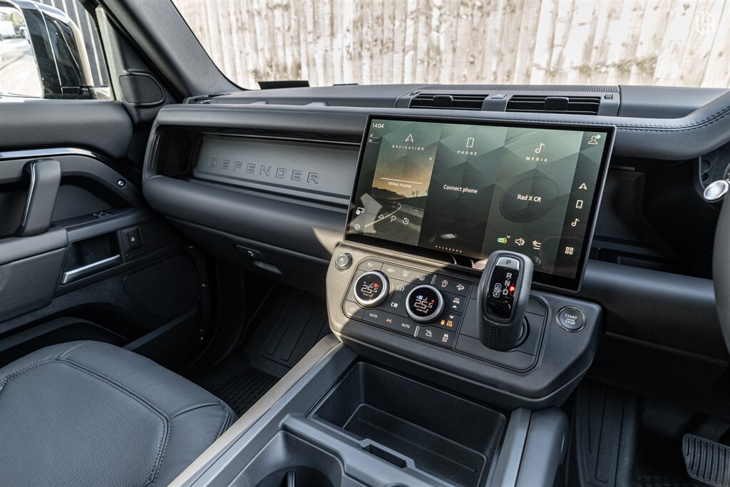 Used Land Rover Defender 110 2026 for sale - 77910104: Photo 47