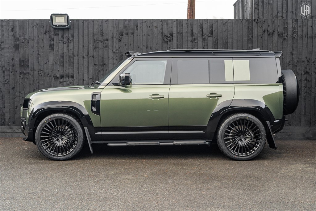 Used Land Rover Defender 110 2025 for sale - 77910083: Photo 3