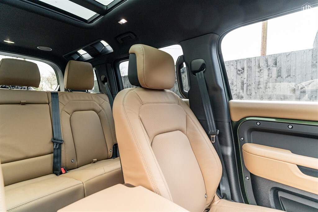 Used Land Rover Defender 110 2025 for sale - 77910083: Photo 39