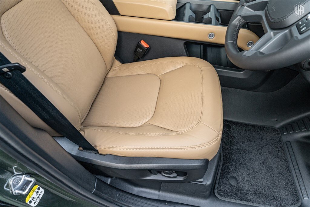 Used Land Rover Defender 110 2025 for sale - 77910083: Photo 40