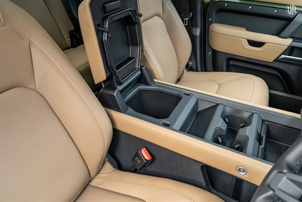 Used Land Rover Defender 110 2025 for sale - 77910083: Photo 44