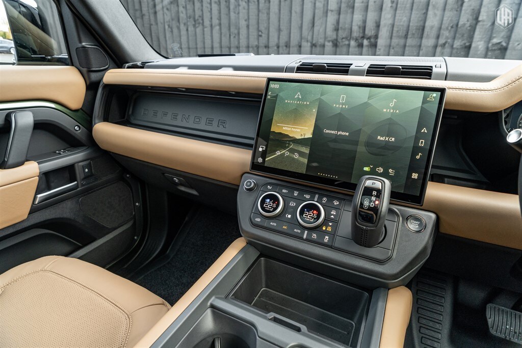 Used Land Rover Defender 110 2025 for sale - 77910083: Photo 50