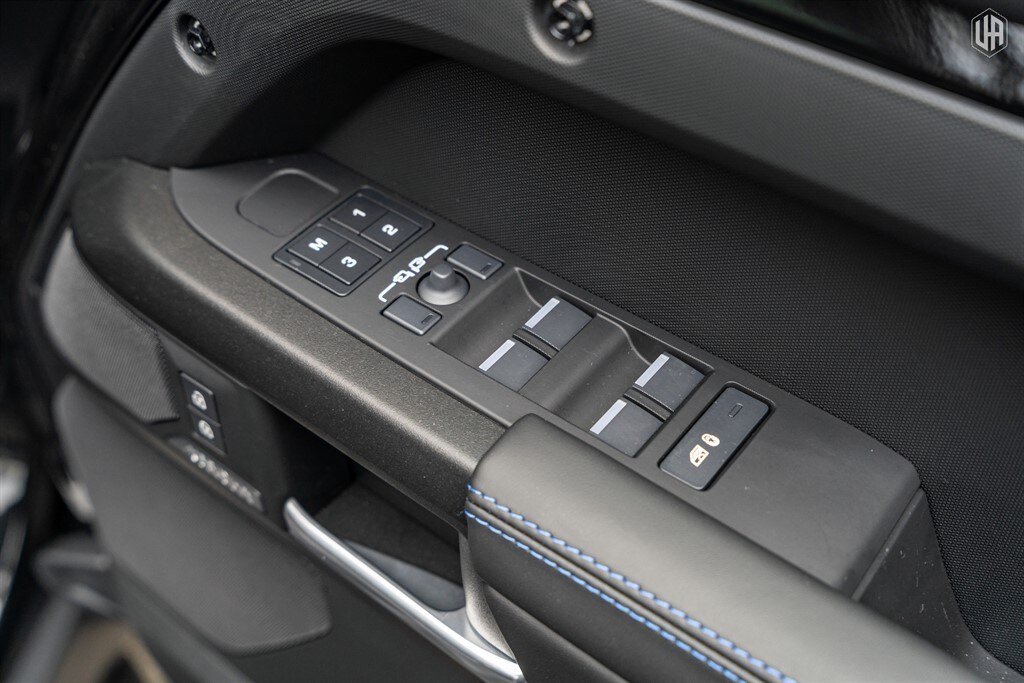 Used Land Rover Defender 110 2025 for sale - 77910099: Photo 36